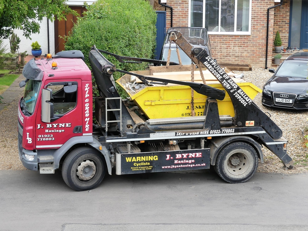 How to start up a skip hire business