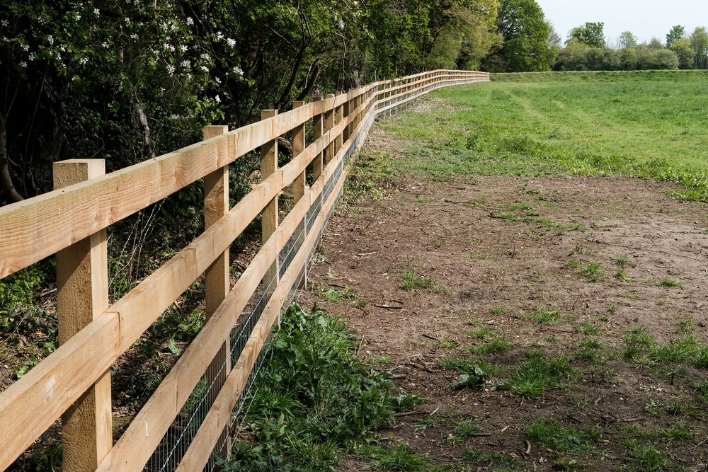 How to start up a fencing contracting business